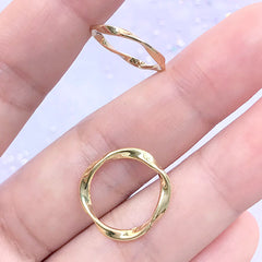 CLEARANCE Small Round Frame with Wavy Border | Circle Deco Frame for UV Resin Filling | Resin Jewelry Supplies (2 pcs / Gold / 17mm)