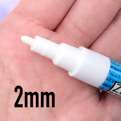 Kuretake Zig Memory System 2 Way Glue | 2mm Fine Tip Glue Pen | Gold Foil Calligraphy | Gold Leaf Transfer Glue | Craft Adhesive