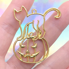 Halloween Cat and Pumpkin Open Bezel Charm | Halloween Ornament Making | UV Resin Jewelry DIY (1 piece / Gold / 36mm x 44mm)