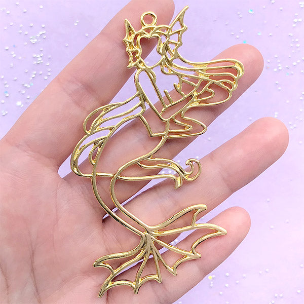 Merpeople Open Bezel | Mermaid Charm | Merfolk Deco Frame for UV Resin Filling | Resin Jewellery DIY (1 piece / Yellow Gold / 37mm x 54mm)