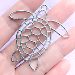 Marine Turtle Open Bezel | Sea Turtle Deco Frame for UV Resin Filling | Kawaii Jewelry Making | Resin Craft Supplies (1 piece / Silver / 50mm x 51mm)