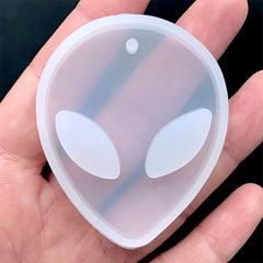 Alien Silicone Mold | Extraterrestrial Cabochon DIY | ET Mold | Sci Fi Jewelry DIY | Resin Art Supplies (42mm x 53mm)