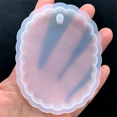 Large Scalloped Oval Pendant Silicone Mold | Big Oval Charm Mold | Epoxy Resin Jewellery Supplies | Soft Clear Mould for UV Resin (59mm x 80mm)