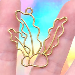 Seaweed Open Bezel Charm | Marine Algae Deco Frame for UV Resin Filling | Kawaii Jewellery DIY (1 piece / Gold / 37mm x 37mm)