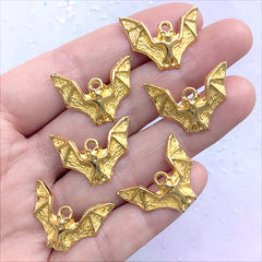 Bat Pendant | Halloween Party Supplies | Animal Charm | Kawaii Goth Jewellery Making (6 pcs / Gold / 24mm x 17mm)