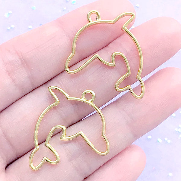 DEFECT Dolphin Open Bezel Pendant | Kawaii Marine Life Deco Frame for UV Resin Filling | Fish Charm (2 pcs / Gold / 25mm x 24mm)