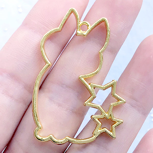 Kawaii Cat with Star Tail Open Bezel Charm | Kitty Deco Frame for UV Resin Filling | Resin Jewelry Supplies (1 piece / Gold / 29mm x 42mm)
