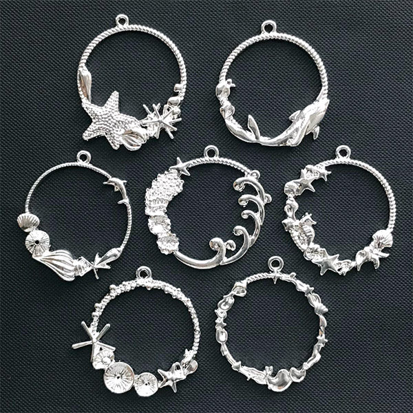 Sea Circle Open Bezel for UV Resin Filling | Dolphin Seashell Starfish Seahorse Pendant | Marine Life Charm | Kawaii Craft Supplies (7 pcs / Silver)
