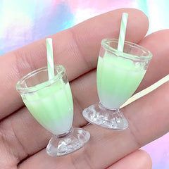 Dollhouse Magical Beverage with Straw | Miniature Milkshake Charm | Kawaii Jewellery Supplies | Sweets Deco (2 pcs / Green / 16mm x 25mm)