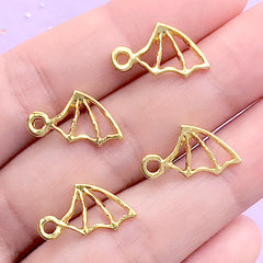 Small Bat Wings Open Bezel for UV Resin Craft | Kawaii Halloween Deco Frame | Cute Goth Jewelry Supplies (4 pcs / Gold / 9mm x 17mm)