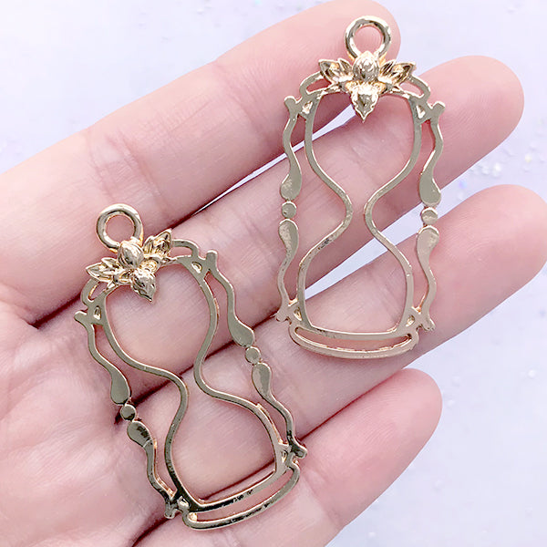 Sandglass with Bee Open Back Bezel Charm | Hourglass Deco Frame | Sand Timer Pendant | UV Resin Jewellery DIY (2 pcs / Gold / 21mm x 44mm)