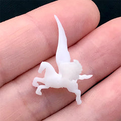 Mythical Creature Figurine for Resin Jewelry Making | 3D Pegasus Embellishment | Flying Horse Resin Inclusion (1 piece / 16mm x 19mm)