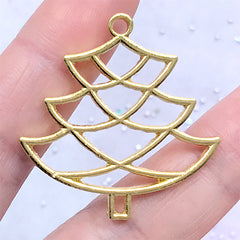 Christmas Tree Open Bezel Ornament for UV Resin Filling | Christmas Deco Frame for Resin Jewelry DIY (1 piece / Gold / 34mm x 35mm)