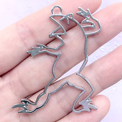 Japan Frog Open Bezel Pendant | Japanese Folktale Deco Frame for UV Resin Filling | Resin Jewelry Supplies (1 piece / Silver / 39mm x 57mm)