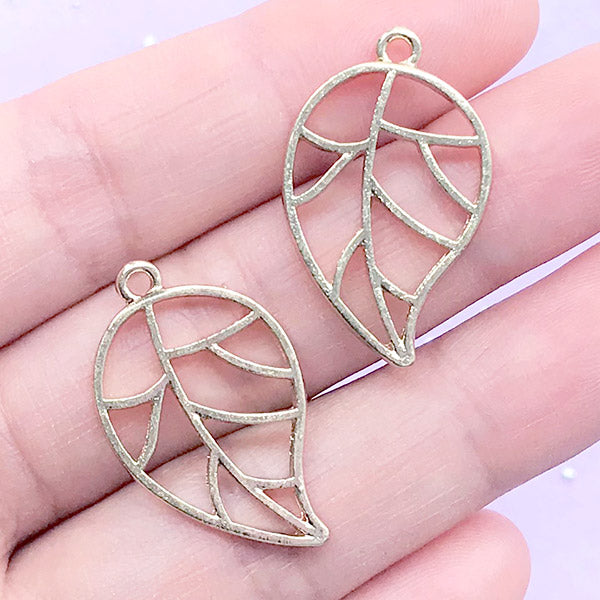 Leaf Open Bezel Charm | Floral Deco Frame for UV Resin Filling | Kawaii Resin Craft Supplies (2 pcs / Gold / 17mm x 28mm)