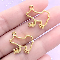 Small Frog Open Back Bezel Charm | Animal Deco Frame for UV Resin Filling | Kawaii Jewelry Supplies (2 pcs / Gold / 19mm x 17mm)