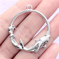 Dolphin Circle Open Bezel Charm | Kawaii Nautical Deco Frame for UV Resin Filling | Sea Life Pendant (1 piece / Silver / 35mm x 40mm)