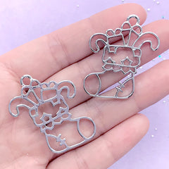 Christmas Stocking Open Bezel Charm | Christmas Ornament Making | Deco Frame for UV Resin Filling (2 pcs / Silver / 30mm x 36mm)