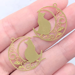 Filigree Moon and Kitty Metal Bookmark Charm | Kawaii Deco Frame for UV Resin Filling | Resin Inclusion (2 pcs / 21mm x 24mm)