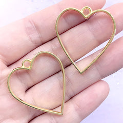 Heart Open Bezel Pendant for UV Resin Filling | Heart Outline Charm | Pressed Flower Jewelry Supplies (2 pcs / Gold / 30mm x 34mm)