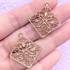 Square Openwork Pendant | Square Open Bezel Charm | Filigree Deco Frame for UV Resin Filling (2 pcs / Gold / 27mm x 30mm)