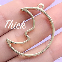 Crescent Moon Open Bezel Pendant | Thick Deco Frame for Waterfall Bezel Making | Kawaii UV Resin Crafts (1 piece / Gold / 27mm x 36mm)