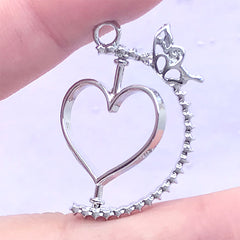 Kawaii Spinning Open Bezel Pendant with Butterfly | Rotary Heart Deco Frame | Kawaii UV Resin Jewellery DIY (1 piece / Silver / 23mm x 33mm)