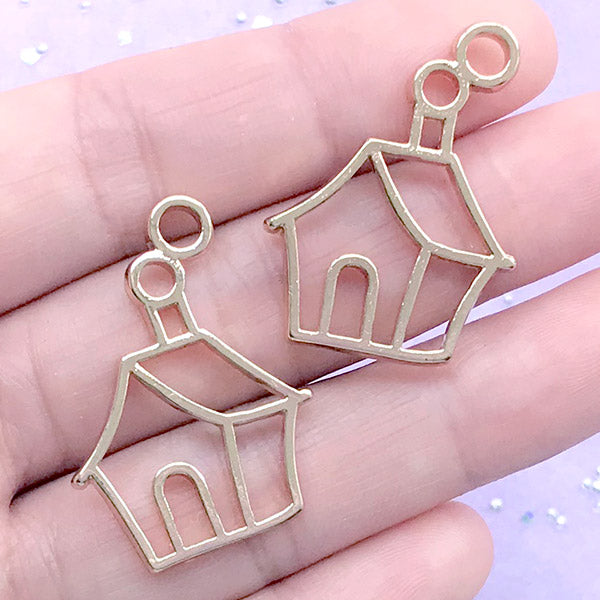 House with Chimney Open Bezel Pendant | Christmas House Deco Frame for UV Resin Filling (2 pcs / Gold / 23mm x 31mm)