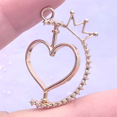 Turnable Heart Open Backed Bezel Charm with Crown | Rotating Deco Frame | Kawaii UV Resin Jewellery DIY (1 piece / Gold / 24mm x 33mm)