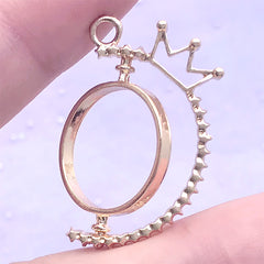 Rotating Round Open Bezel Pendant with Crown | Spinning Deco Frame for Kawaii UV Resin Jewellery Making (1 piece / Gold / 23mm x 33mm)