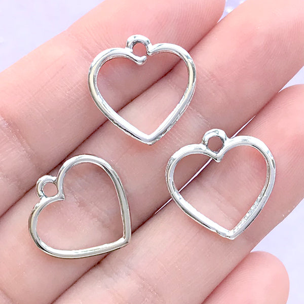 Little Heart Open Bezel Pendant for UV Resin Filling | Hollow Heart Frame Charm | Kawaii Jewelry Making (3 pcs / Silver / 17mm x 17mm)