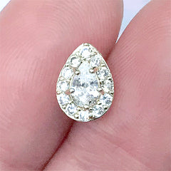 Luxury Teardrop Rhinestone Nail Charm | Sparkle Nail Decorations | Bling Bling Metal Embellishment (1 piece / Gold / 7mm x 9mm)