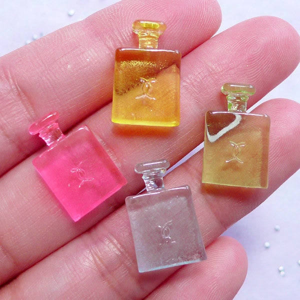 Small perfume 2025 bottles