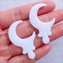 Glittery Drippy Crescent Moon Cabochons | Kawaii Melty Moon Cabochon with Glitter | Shimmer Decoden Cabochons | Resin Flatback | Magical Girl Cell Phone Deco | Fairy Kei Jewelry DIY (2 pcs / White / 26mm x 40mm / Flat Back)