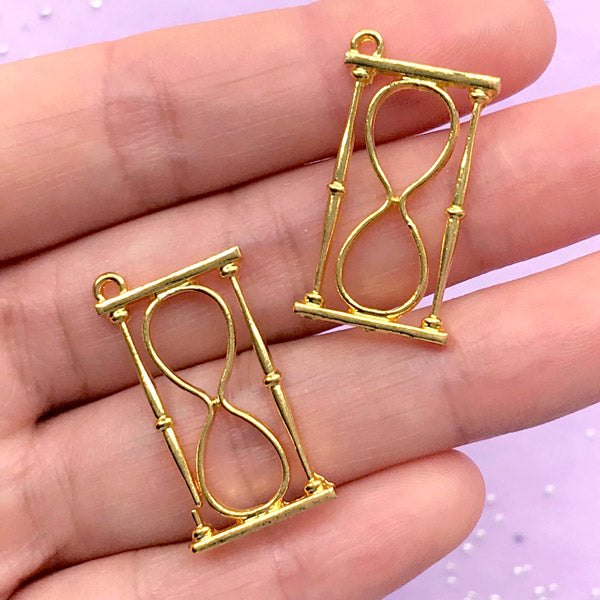 Sandglass Open Back Bezel for UV Resin Filling | Kawaii Craft Supplies | Hourglass Pendant | Sand Timer Charm (2 pcs / Gold / 15mm x 28mm)