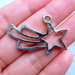 Kawaii Shooting Star Open Back Bezel | Mahou Kei Charm | Magical Girl Jewellery Making | Deco Frame for UV Resin Crafts (1 piece / Silver / 35mm x 23mm)