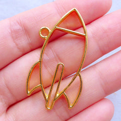 Rocket Ship Open Bezel for UV Resin Jewelry Making | Spacecraft Charm | Kawaii Space Theme Deco Frame for Resin Filling (1 piece / Gold / 22mm x 41mm)