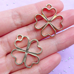 Four Leaf Clover Open Bezel Pendant | 4 Leaf Clover Outline Charm | Floral Deco Frame for UV Resin Jewellery Making | Kawaii Resin Crafts (2pcs / Gold / 23mm x 26mm)