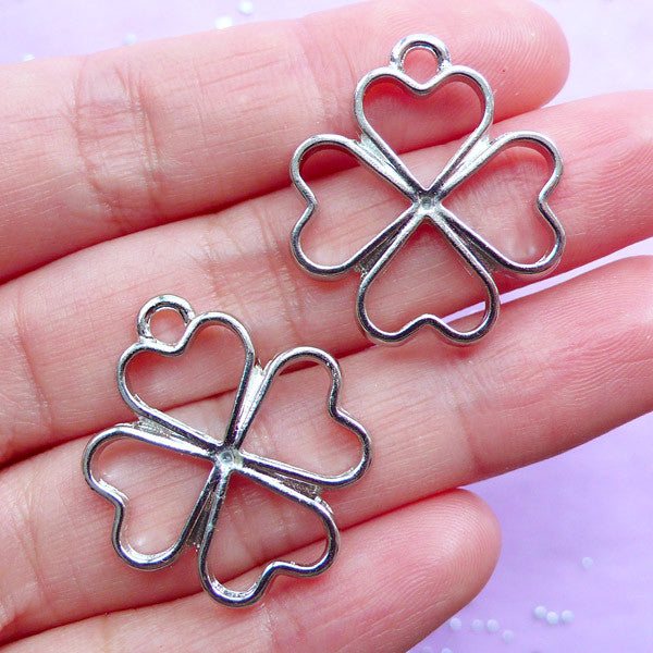 4 Leaf Clover Open Back Bezel Charm | Four Leaf Clover Deco Frame for UV Resin Filling | Outlined Floral Pendant | Kawaii Resin Jewelry Supplies (2pcs / Silver / 23mm x 26mm)