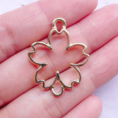 Hollow Sakura Charm Link | Outline Flower Connector | Resin Art (Gold / 1 piece / 24mm x 30mm)