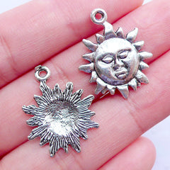Silver Sun Face Charms | Solar Sun Pendant | Astronomy Celestial Charm | Summer Jewellery | Beach Embellishments (5pcs / Tibetan Silver / 19mm x 23mm)