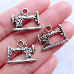 CLEARANCE Antique Sewing Machine Charms | Silver Sewing Machine Pendant | Seamstress Charm | Tailor Charm | Gift for Dressmaker & Sewing Lovers (3pcs / Tibetan Silver / 20mm x 15mm / 2 Sided)