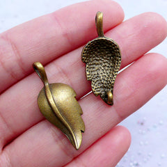 Leaf Connector Charms | Bronze Leaves | Floral Charm Bracelet Making | Nature Jewellery DIY (7pcs / Antique Bronze / 13mm x 30mm)
