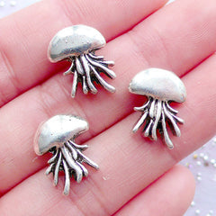 Jellyfish Beads | Jelly Fish Bead | Marine Life Jewellery | Ocean Animal Beads | Sealife Beads | Sea Creature Bead | Beach Charm Bracelet Making (3 pcs / Tibetan Silver / 12mm x 15mm / 2 Sided)