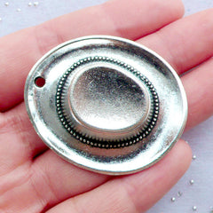 CLEARANCE Large Cowboy Hat Charm in 3D | Big Cowgirl Hat Pendant | Country Western Cowboy Jewellery | Wild West Fashion Charm | Rodeo Charm (1 piece / Tibetan Silver / 36mm x 43mm)