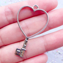 Kawaii Heart Key Pendant | Magical Girl Open Back Bezel Charm | Hollow Deco Frame for UV Resin Filling | Resin Jewellery Supplies (1 piece / Silver / 26mm x 43mm)