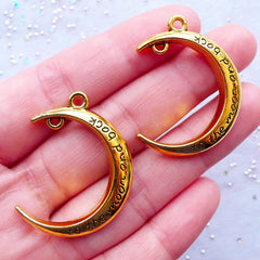 To the Moon and Back Crescent Moon Charm Connector | Moon Pendant | Necklace Making | Wedding Supplies | Valentine's Day Decoration (2 pcs / Antique Gold / 26mm x 34mm)