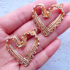 Lace Heart Charms in 3D | Filigree Heart Pendant | Wedding Favor Decoration | Valentine's Day Supplies | Princess Jewelry DIY | Planner Charm Making (2pcs / Gold / 31mm x 33mm)
