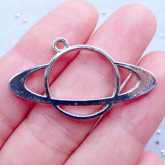 DEFECT Saturn Planet Open Backed Bezel Charm | Kawaii UV Resin Crafts | Deco Frame for Resin Filling | Astrology Jewellery (1 piece / Silver / 38mm x 21mm / 2 Sided)