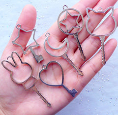 Assorted Key Open Bezel Charms | Kawaii Magic Wand Pendant | Blank Deco Frame for UV Resin Craft | Magical Girl Jewelry Findings (6pcs / Silver)